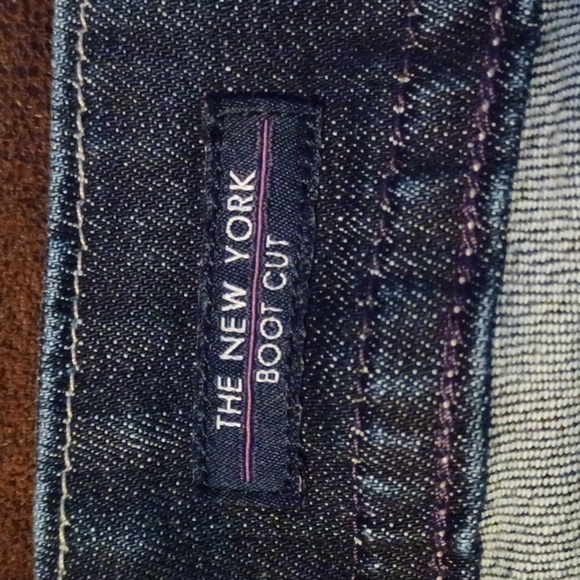 VIGOSS, THE NEW YORK, BOOT CUT JEANS, SIZE 7/8, LENGTH 33. - Picture 8 of 8